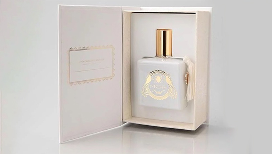 香水包装盒设计定制,香味透出自信