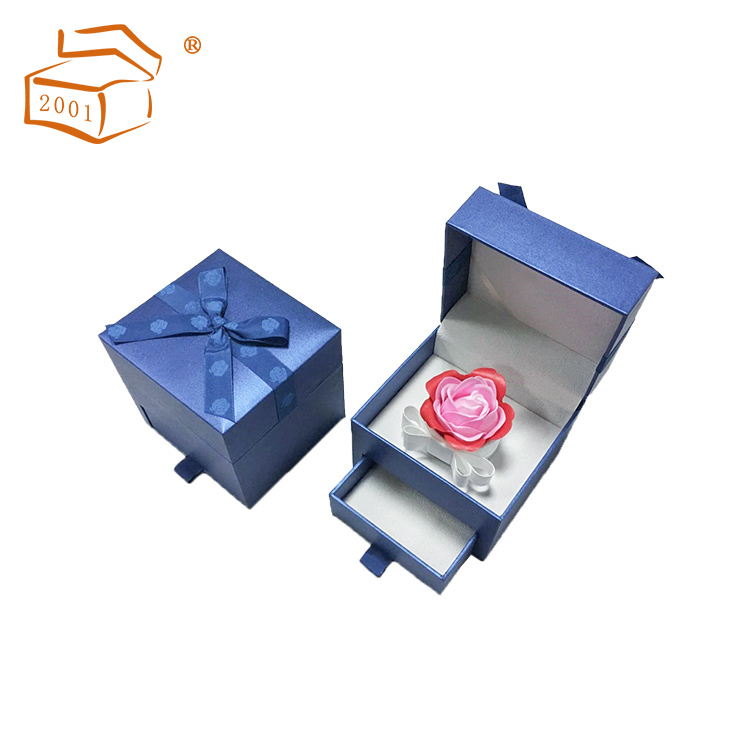 High quality plastic jewelry set gift box with ribbon
